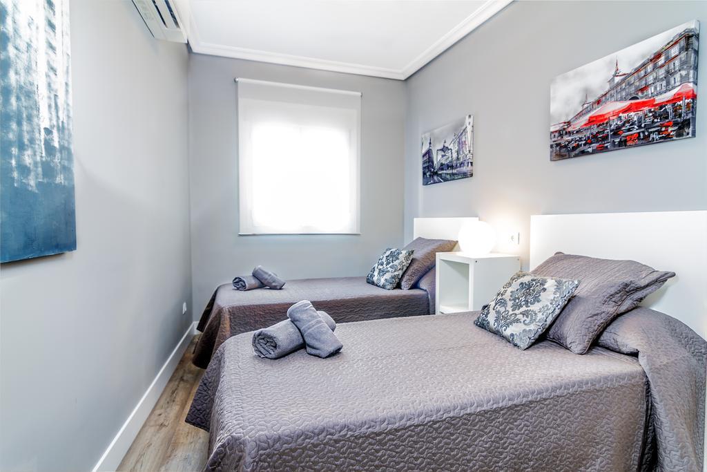 Habitat Apartments Latina Madrid Ruang foto